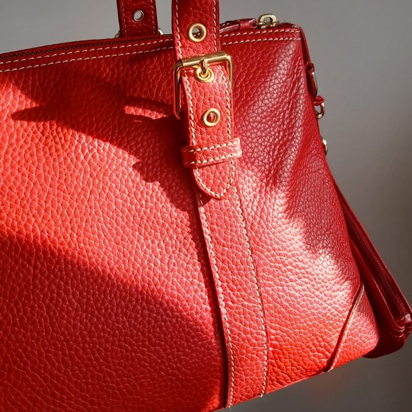 Dooney and Bourke-Red Leather-Vintage-Large Dome Satchel with matching wristlet - Picture 15 of 16